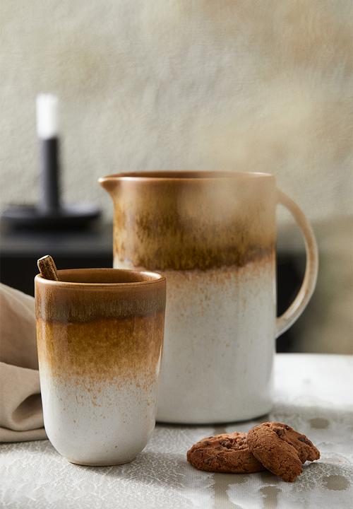 H&M - Stoneware cup - light brown & natural white 