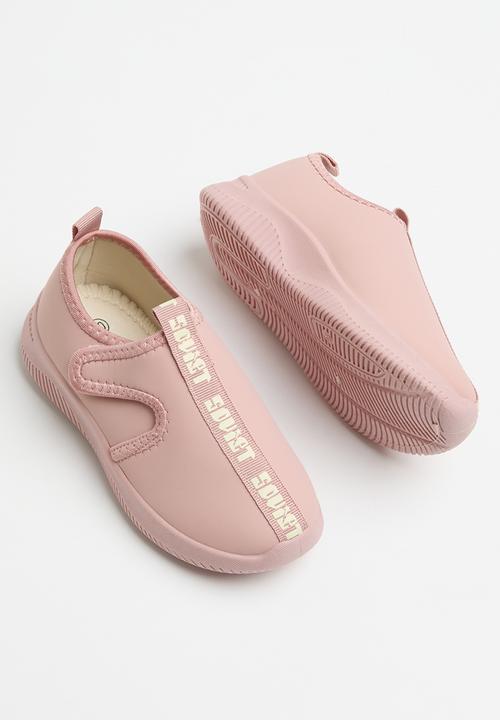 SOVIET - K roman - dusty pink mono