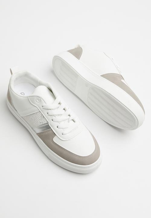Tom Tom - Contrast lace up sneaker -  white