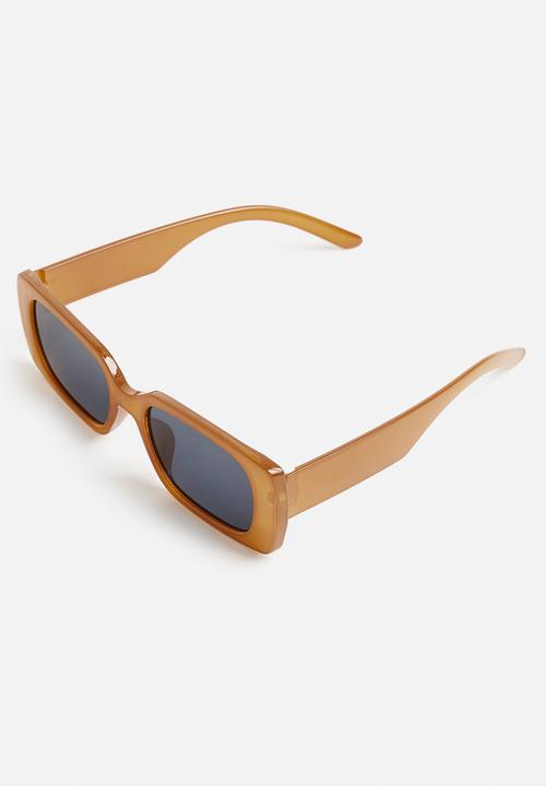 Superbalist - Austin rectangular sunglasses - brown