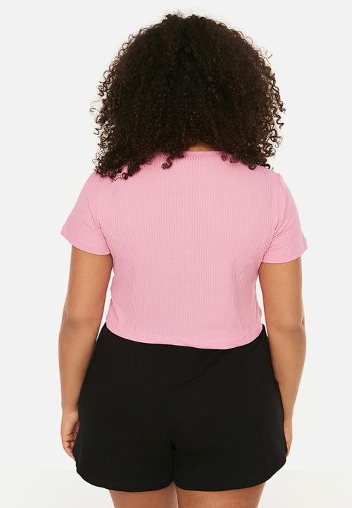 Trendyol - Plus fitted T-shirt - pink