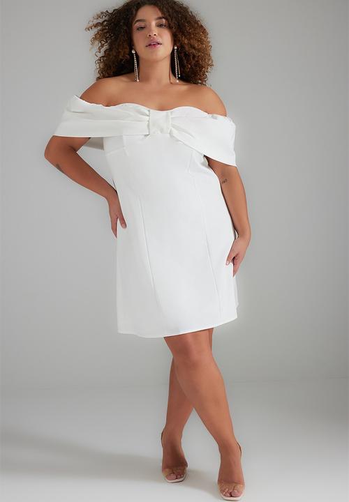 Trendyol - Plus off shoulder bow mini dress - white