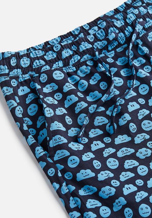 H&M - Regular fit pyjama shorts - dark blue clouds