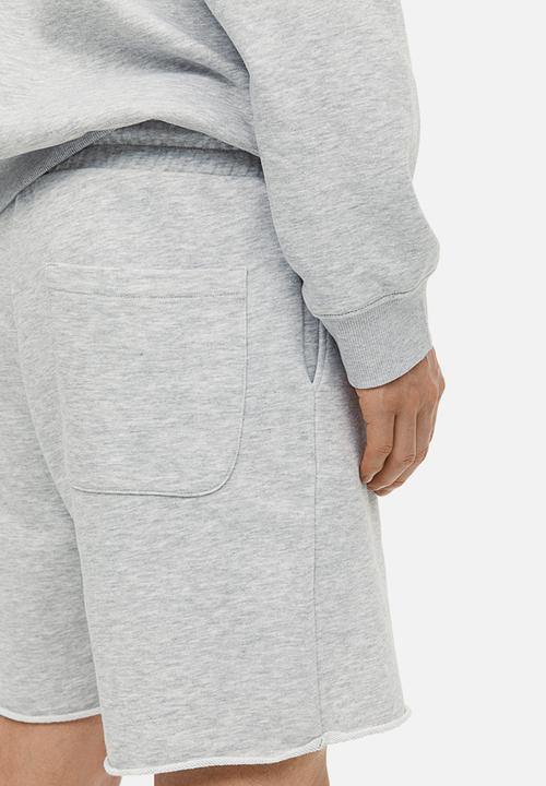 H&M - Regular fit sweatshorts - grey