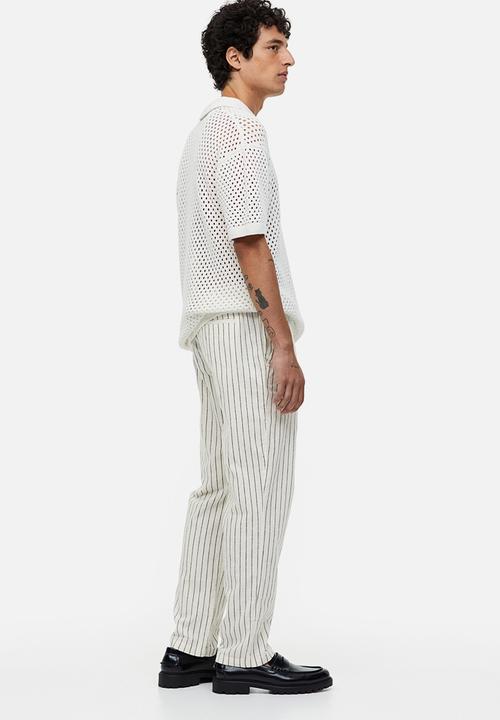 H&M - Regular fit linen-blend trousers - white pinstriped 