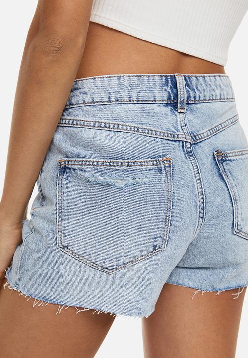 H&M - Cotton denim shorts - light denim blue 