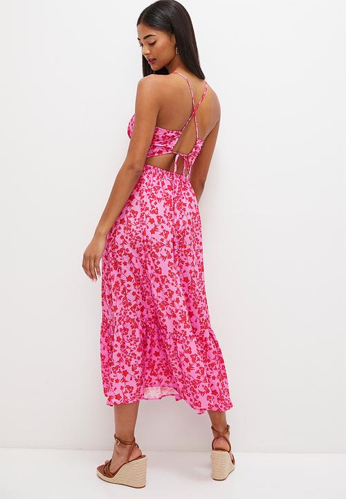 MILLA - strappy fit & flare with tier hem- red pink floral