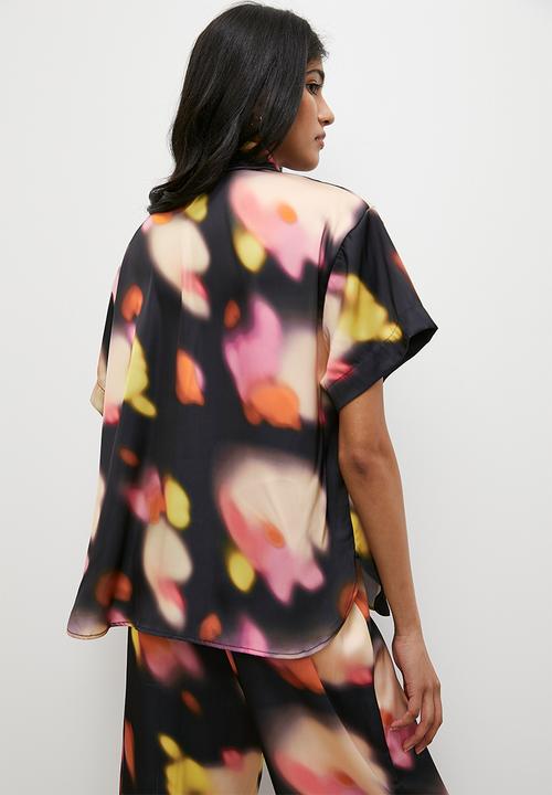Superbalist - Printed short sleeve shirt - soft focus floral