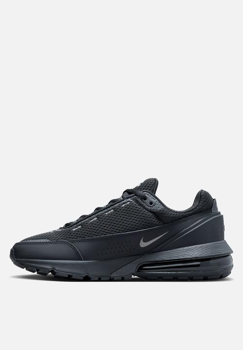 Nike - Air Max Pulse