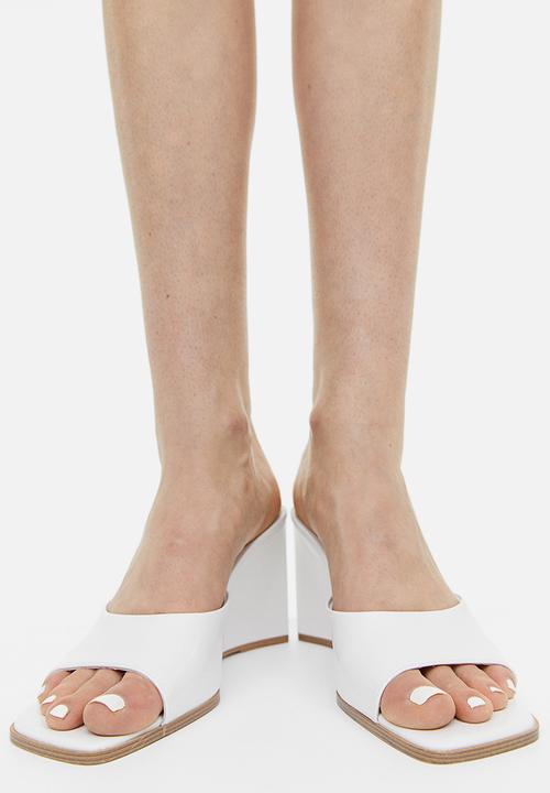 H&M - Wedge-heeled mules - white