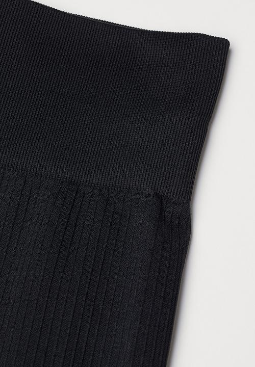 H&M - Seamless biker shorts - black
