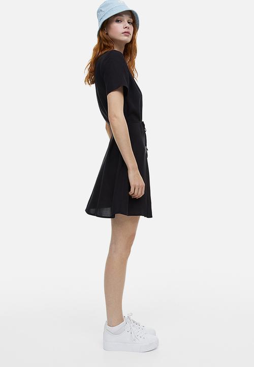H&M - Tie-detail button-front dress - black