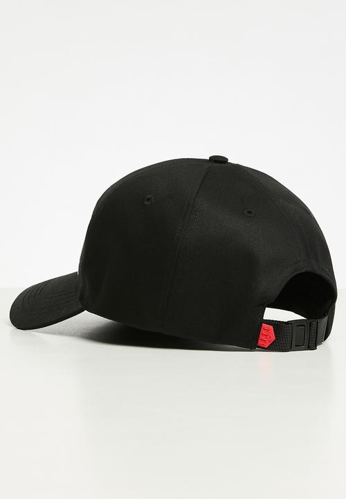 S.P.C.C - Oliveira cap - black