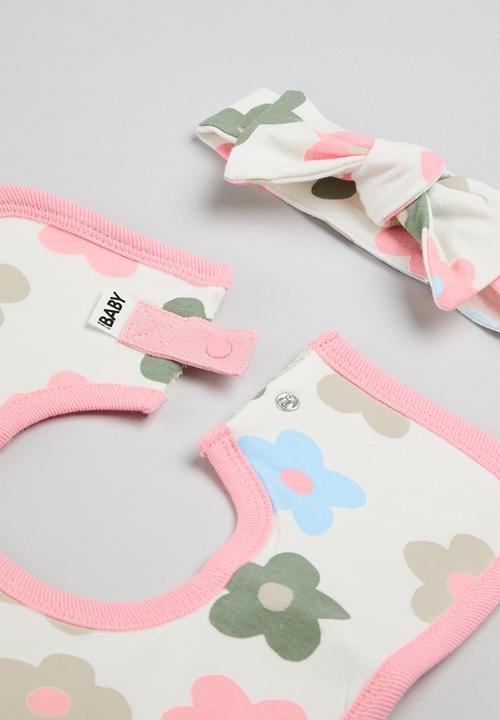 Cotton On - The square bib & bow tie headband set - coral dreams/vanilla/blair multi floral