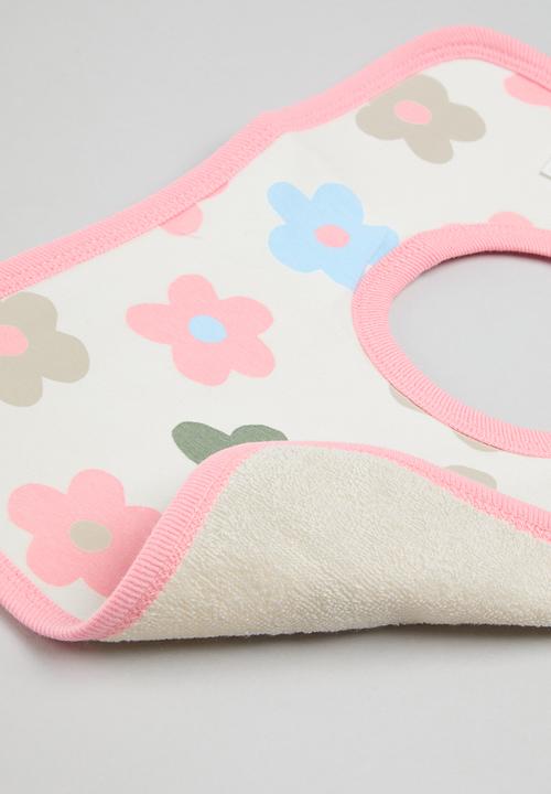 Cotton On - The square bib & bow tie headband set - coral dreams/vanilla/blair multi floral