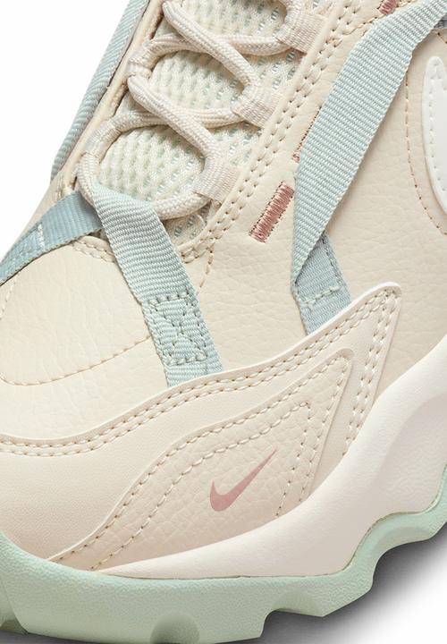 Nike - TC 7900