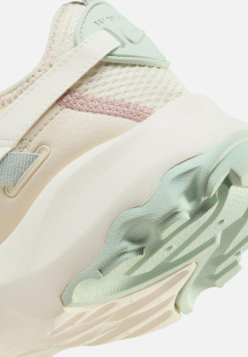 Nike - TC 7900