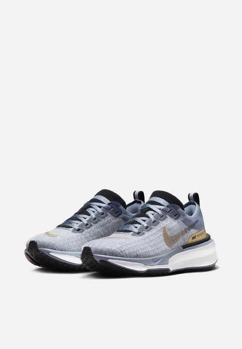 Nike - Invincible 3