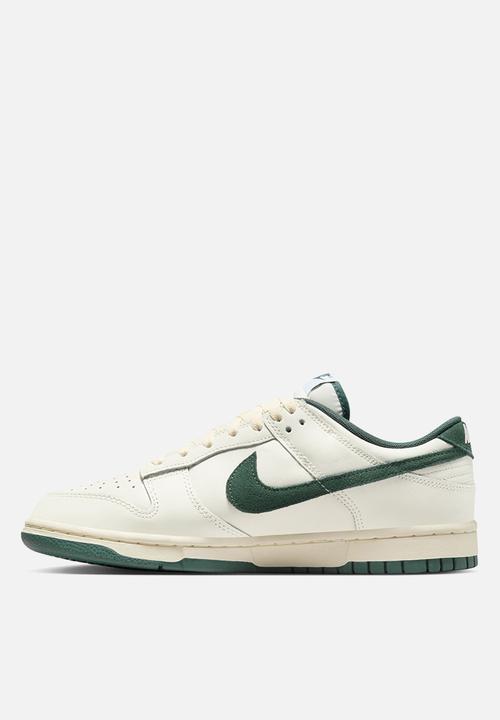 Nike - Dunk low