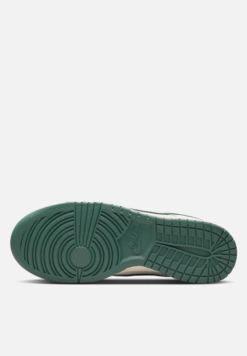 Nike - Dunk low
