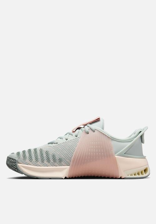 Nike - Metcon 9 flyease