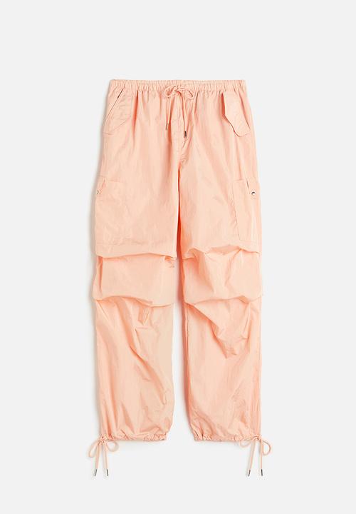 H&M - Nylon parachute trousers - apricot