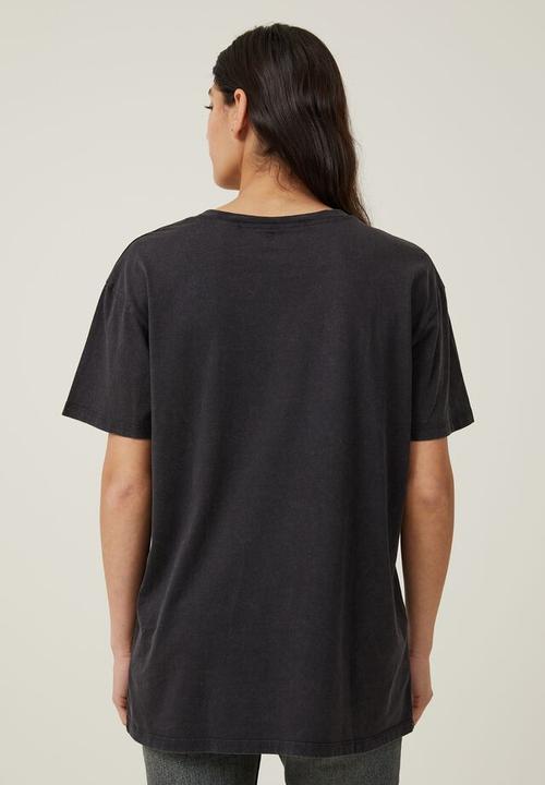 Cotton On - The oversized roses tee - guns n roses november rain/washed black