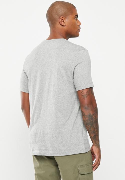 Nike - Nsw tee good chest swsh fs - dk grey heather/white