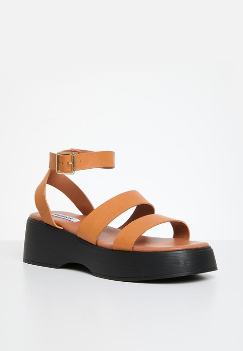 Madison® - Hannah flatform strap sandal - tan