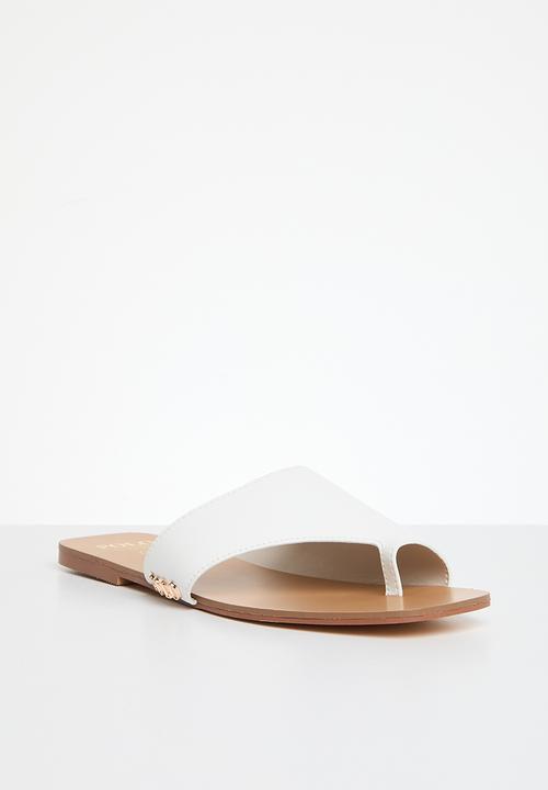 POLO - Womens toe post slip on sandal - white
