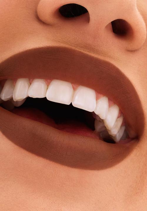 MAC - Locked Kiss Lipstick - Posh