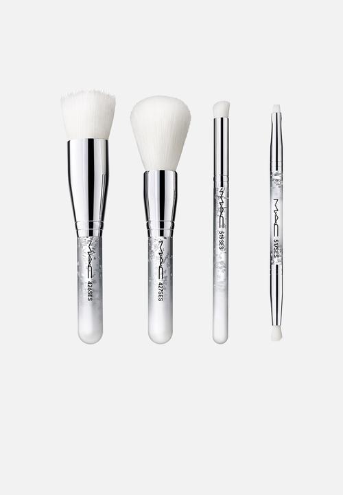 MAC - Bizzare Blizzard Brush Of Snow Essential Brush Kit