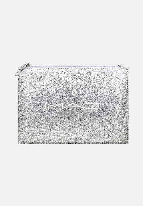 MAC - Bizzare Blizzard Brush Of Snow Essential Brush Kit