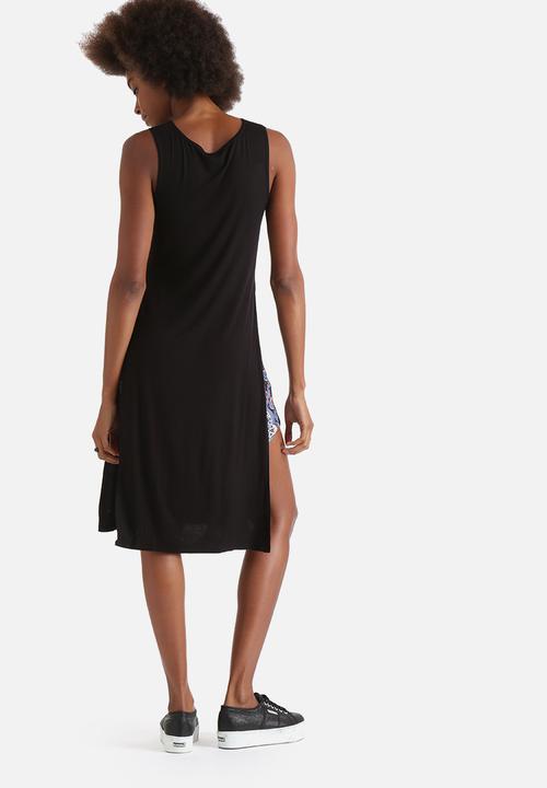 Influence. - Sleeveless Side Split Maxi Top