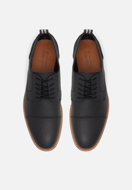 Call It Spring - Castles - black