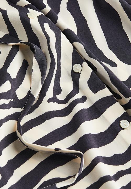 H&M - Tie-belt shirt dress - dark grey zebra print