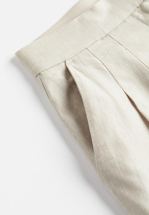 H&M - Linen-blend shorts - light beige 