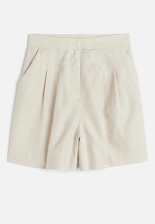H&M - Linen-blend shorts - light beige 