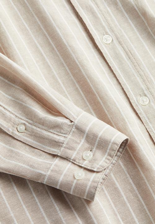 H&M - Regular fit linen-blend shirt - light beige striped