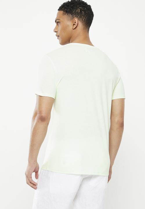 GUESS - Es short sleeve pima emb logo crew - soft mint