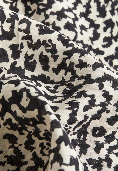 H&M - A-line dress - cream black patterned