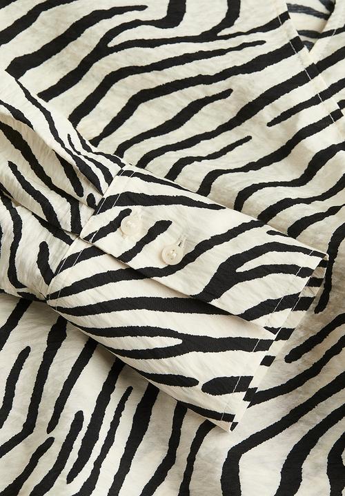H&M - Cropped wrapover blouse - light beige zebra print