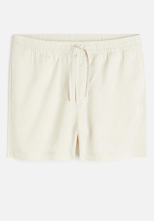 H&M - Regular fit lyocell shorts - light greige