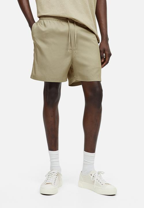 H&M - Regular fit lyocell shorts - sage green 