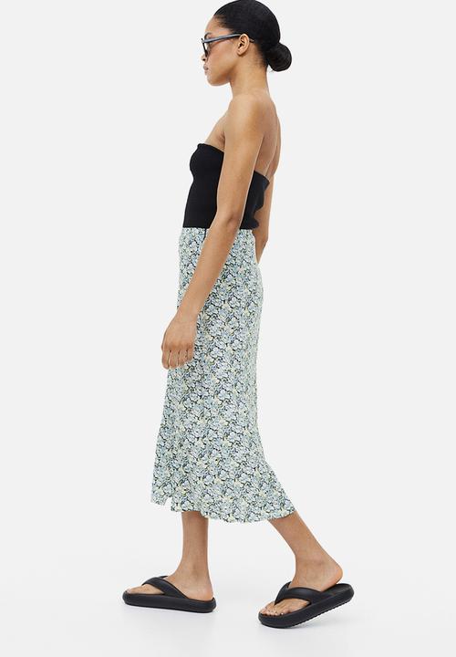 H&M - Crêpe skirt - light blue floral