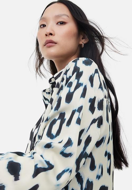 H&M - Pointed-collar shirt - cream & leopard print
