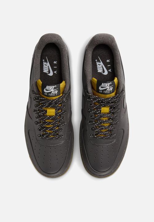 Nike - Air Force 1 '07 lv8