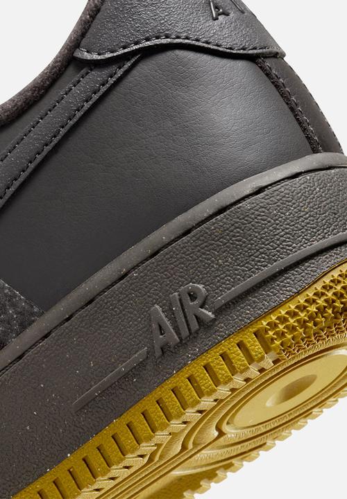 Nike - Air Force 1 '07 lv8
