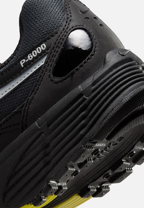 Nike - P-6000