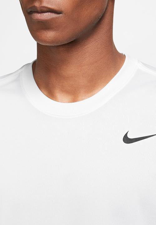 Nike -  Dri-FIT Legend  Sleeveless reset tee  - white 
